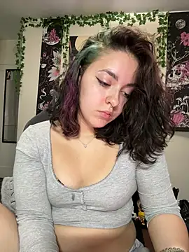 Snapshot of babykalirose chatting on 2, 6, 2026 babykalirose online show from 2, 6, 2026