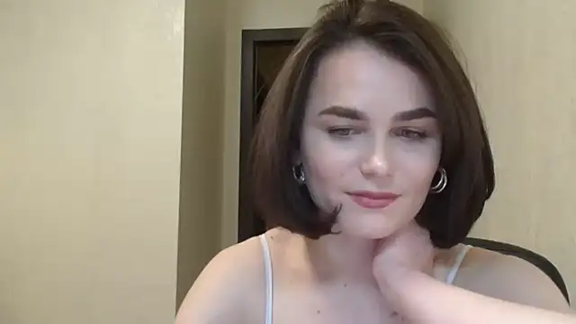 Snapshot of Silviaa_a chatting on 13, 4, 2026 Silviaa a online show from 13, 4, 2026