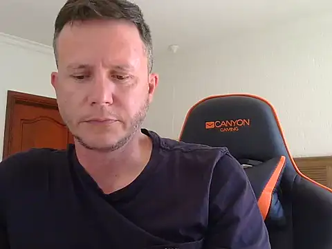 TroyDieselXXX online show from 27, 3, 2026