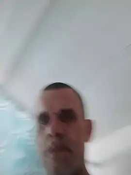 Snapshot of helldonk chatting on 17, 12, 2025 helldonk online show from 17, 12, 2025