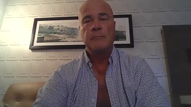 Snapshot of cyclone1212 chatting on 29, 4, 2026 cyclone1212 online show from 29, 4, 2026