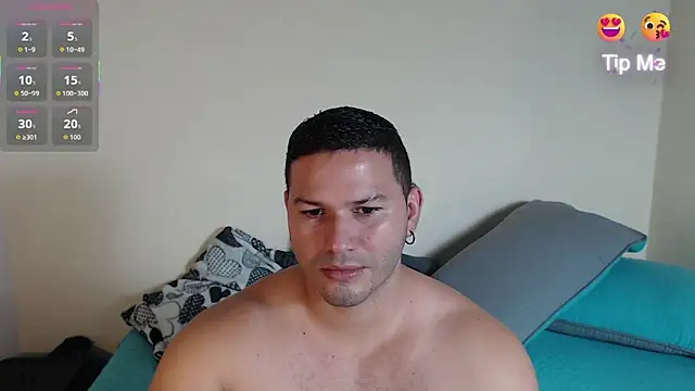 Snapshot of Tim_mz01 chatting on 7, 10, 2025 Tim mz01 online show from 7, 10, 2025