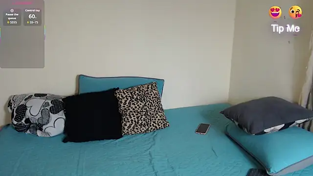 Snapshot of Tim_mz01 chatting on 18, 10, 2025 Tim mz01 online show from 18, 10, 2025