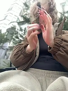 KellyKeler online show from 10, 1, 2026