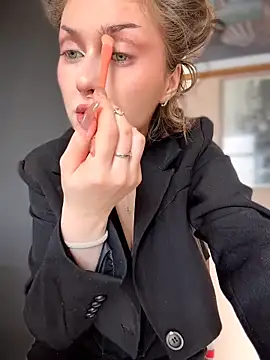 KellyKeler online show from 13, 3, 2026