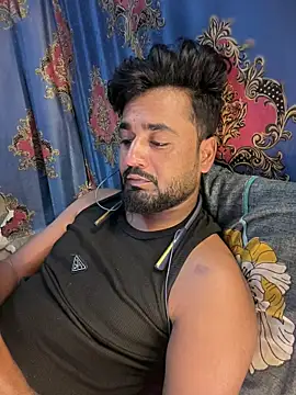 Snapshot of Munny6677 chatting on 28, 3, 2026 Munny6677 online show from 28, 3, 2026