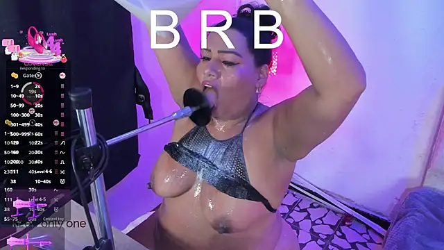 Snapshot of bigboobs_violeta chatting on 6, 1, 2026 bigboobs violeta online show from 6, 1, 2026
