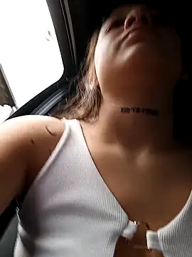 Arii collins1 online show from 6, 10, 2025