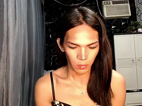 Snapshot of ladyhotcuming chatting on 31, 5, 2026 ladyhotcuming online show from 31, 5, 2026