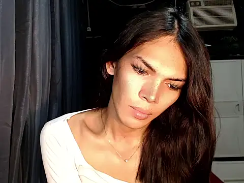 ladyhotcuming online show from 27, 7, 2026