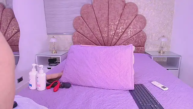 Snapshot of rubihops chatting on 28, 4, 2026 rubihops online show from 28, 4, 2026