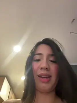 Michelle Zoe online show from 17, 10, 2025