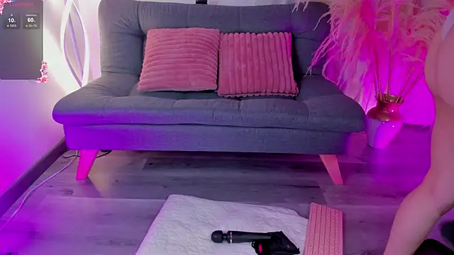 hannacutegod online show from 23, 12, 2025