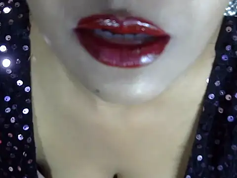 Snapshot of hotee_bhabi chatting on 16, 10, 2025 hotee bhabi online show from 16, 10, 2025