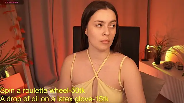 EmiliyaRoude online show from 28, 11, 2025