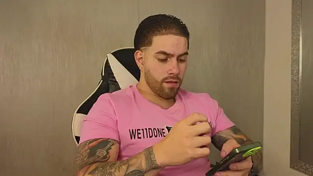 Ades Lowe online show from 16, 11, 2025