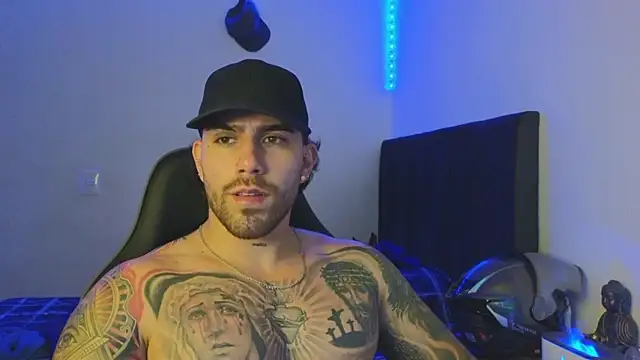 Snapshot of Ades_Lowe chatting on 15, 1, 2026 Ades Lowe online show from 15, 1, 2026