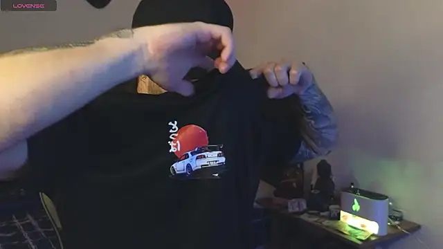 Snapshot of Ades_Lowe chatting on 19, 2, 2026 Ades Lowe online show from 19, 2, 2026