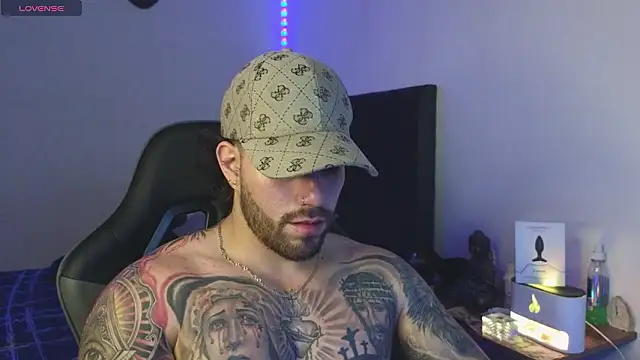 Snapshot of Ades_Lowe chatting on 13, 3, 2026 Ades Lowe online show from 13, 3, 2026