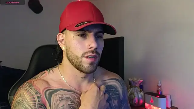 Snapshot of Ades_Lowe chatting on 16, 4, 2026 Ades Lowe online show from 16, 4, 2026