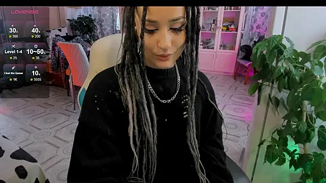 Sserendipityy online show from 17, 5, 2026