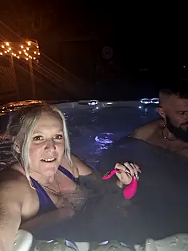 Bouncy-Bella28X online show from 27, 3, 2026