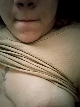 Snapshot of Mari29patty chatting on 26, 10, 2025 Mari29patty online show from 26, 10, 2025