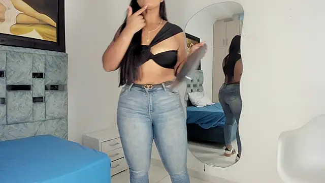 Snapshot of tamara_lovv chatting on 1, 11, 2025 tamara lovv online show from 1, 11, 2025