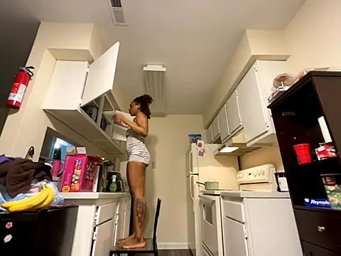 Snapshot of celestemarie_80 chatting on 12, 9, 2025 celestemarie 80 online show from 12, 9, 2025