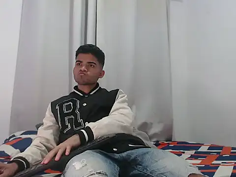 camillo beischel  online show from 11, 9, 2025