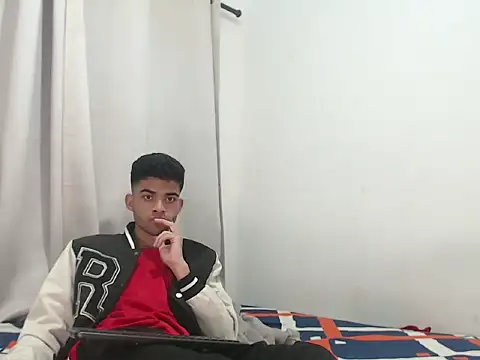 camillo beischel  online show from 12, 9, 2025