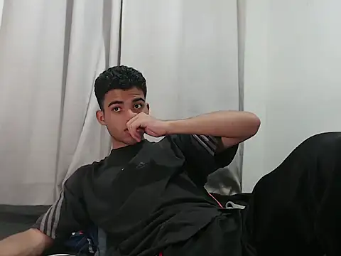 camillo beischel  online show from 23, 9, 2025