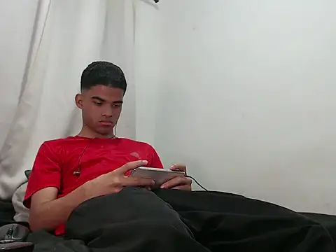 camillo beischel  online show from 6, 10, 2025