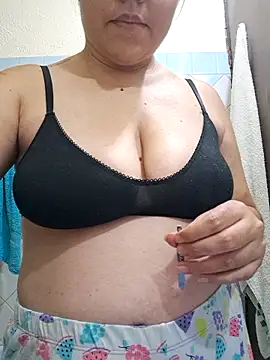 Snapshot of SweettyNaugthy chatting on 16, 11, 2025 SweettyNaugthy online show from 16, 11, 2025