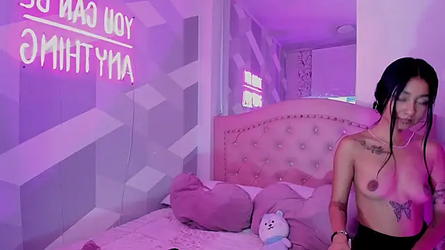 Snapshot of BiancaShermann chatting on 16, 1, 2026 BiancaShermann online show from 16, 1, 2026