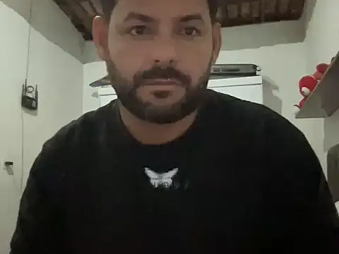 Snapshot of Almir10 chatting on 29, 9, 2025 Almir10 online show from 29, 9, 2025