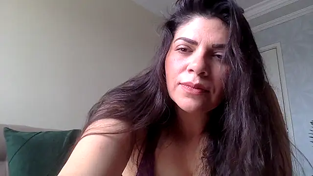 Snapshot of Melissa_Noir chatting on 15, 10, 2025 Melissa Noir online show from 15, 10, 2025