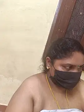 Snapshot of Villageanuty chatting on 3, 11, 2025 Villageanuty online show from 3, 11, 2025