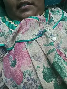 Snapshot of Villageanuty chatting on 7, 1, 2026 Villageanuty online show from 7, 1, 2026