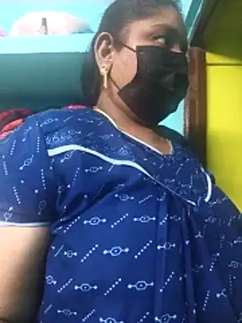 Snapshot of Villageanuty chatting on 6, 2, 2026 Villageanuty online show from 6, 2, 2026