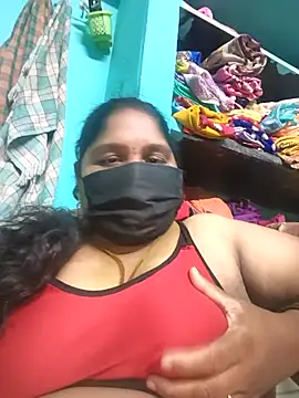 Snapshot of Villageanuty chatting on 14, 4, 2026 Villageanuty online show from 14, 4, 2026