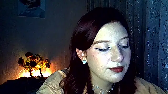 Snapshot of Lily_Ember chatting on 6, 10, 2025 Lily Ember online show from 6, 10, 2025