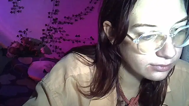 Snapshot of Lily_Ember chatting on 15, 10, 2025 Lily Ember online show from 15, 10, 2025