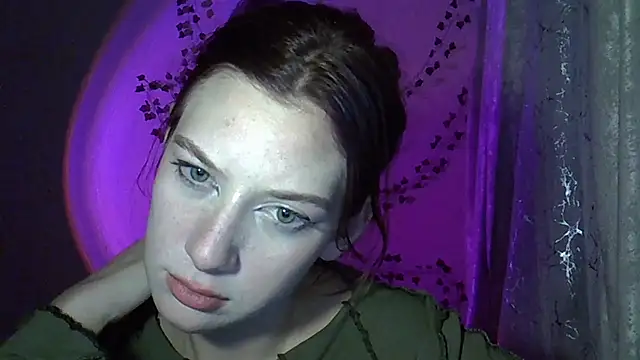 Snapshot of Lily_Ember chatting on 16, 10, 2025 Lily Ember online show from 16, 10, 2025