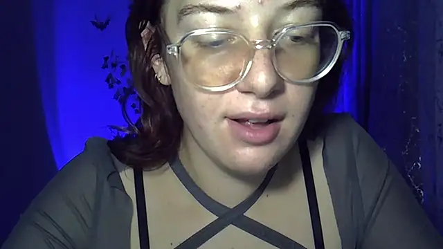 Snapshot of Lily_Ember chatting on 25, 10, 2025 Lily Ember online show from 25, 10, 2025