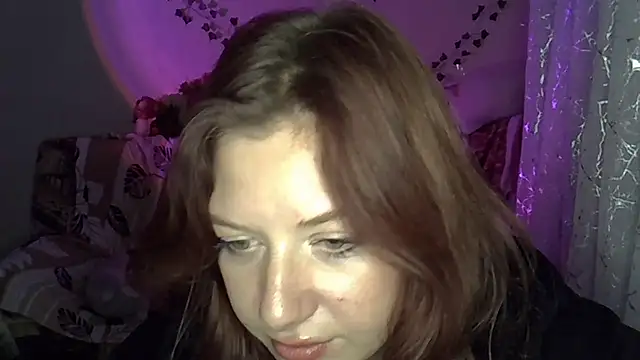 Snapshot of Lily_Ember chatting on 28, 11, 2025 Lily Ember online show from 28, 11, 2025