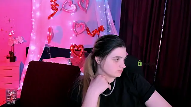 Snapshot of inga_gree chatting on 8, 3, 2026 inga gree online show from 8, 3, 2026