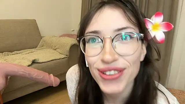 Snapshot of Kelly_Berry__ chatting on 14, 12, 2025 Kelly Berry online show from 14, 12, 2025