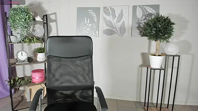 Snapshot of MartaEdams chatting on 23, 6, 2026 MartaEdams online show from 23, 6, 2026