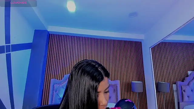 SelenaStonne online show from 3, 10, 2025